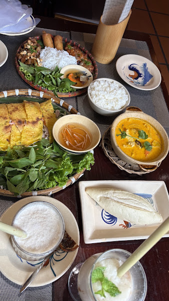 A Taste Of Saigon - Kitchen - Vietnamese Cuisine & Vegetarian Food