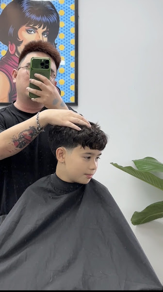 ACE BARBERSHOP by DAIVU