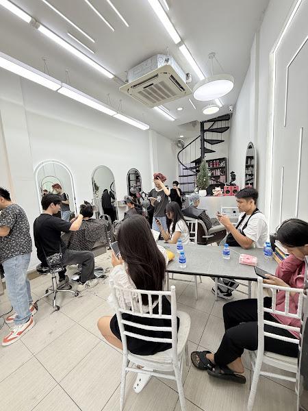 AMOUR HAIR SALON