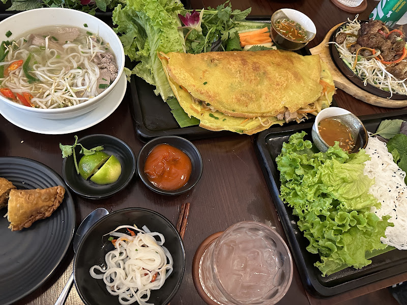 De Tham Restaurant - Vietnamese cuisine & vegetarian Food
