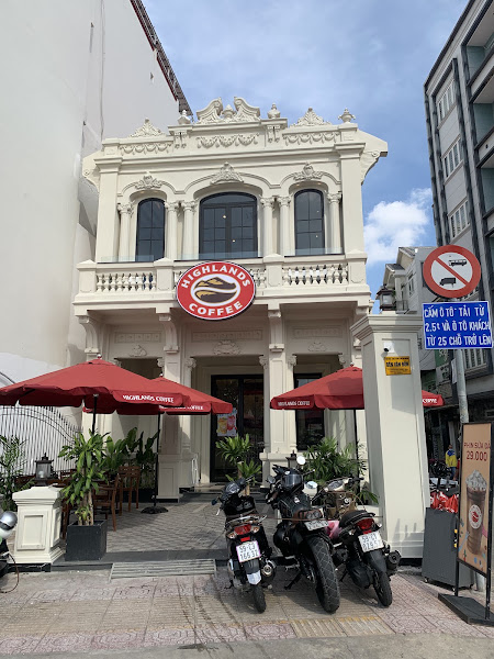 Highlands Coffee Ben Van Don HCM
