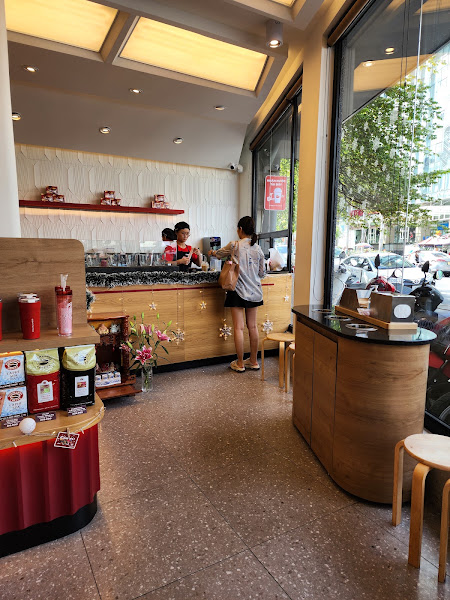 Highlands Coffee Hùng Vương D5