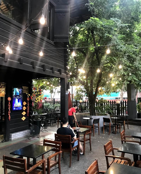 Highlands Coffee Mạc Đĩnh Chi