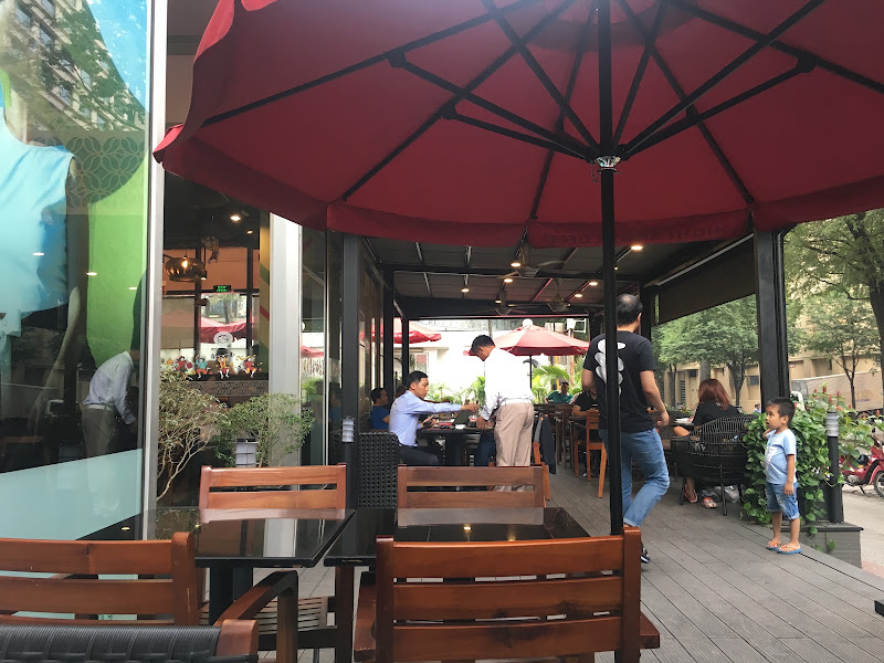 Highlands Coffee Saigon Trade