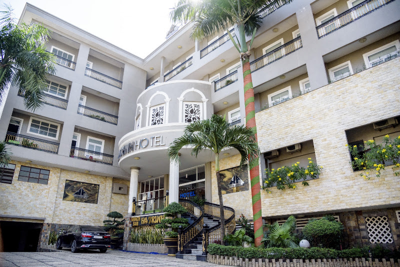 Khách Sạn Hà Trinh