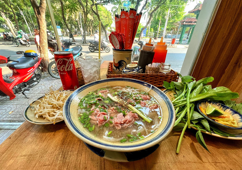 Phở Ông Cát Gia Truyền Since 1988