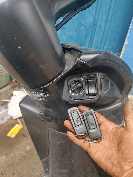 Sửa khóa và mở khóa