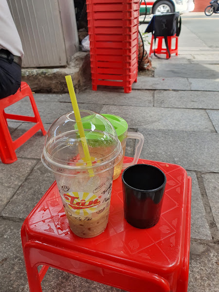 Tân Cà Phê - Cách Mạng Tháng 8